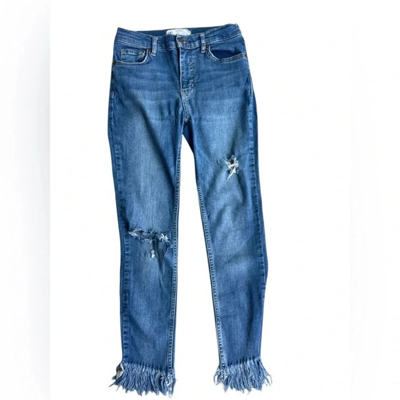 Free People Women’s Jeans Distressed Great Heights Frayed Size 27 - Picture 1 of 4